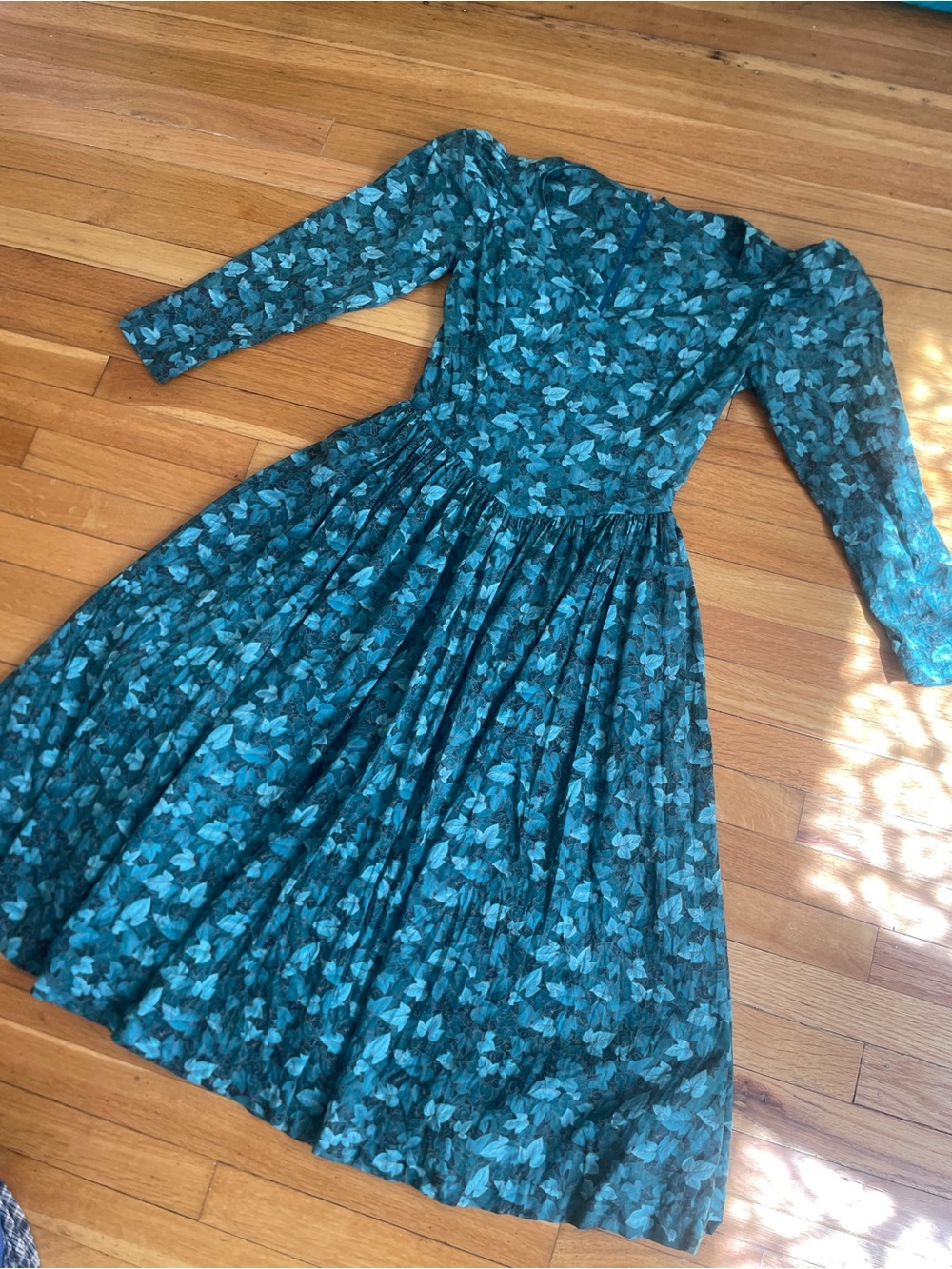 Handmade Vintage Leaf Print Midi Dress